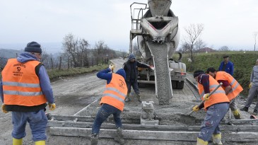 Tekkeköy Belediyesi hizmetlerine aralıksız devam ediyor