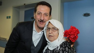 BAŞKAN TOK’TAN HASTALARA MORAL ZİYARETİ