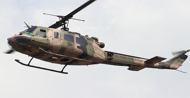 İstanbul’da helikopter düştü