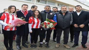 Gençler değerleriyle buluşuyor