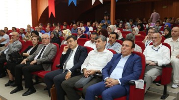 Güçlü Olmanın Yolu Bilgiden Geçiyor