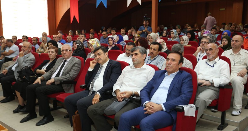 Güçlü Olmanın Yolu Bilgiden Geçiyor