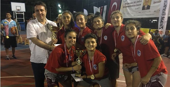 Rize’de Canik rüzgarı