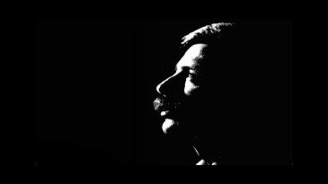 Ozan Arif vefat etti