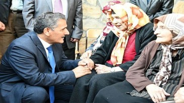 Yaşlısına değer vermeyen bir yönetim gelecekten emin olamaz