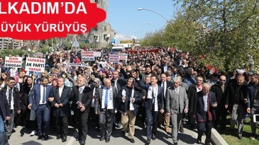 Binlerce İlkadımlı Başkan Tok’a destek için yürüdü