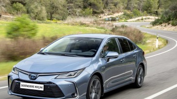 TÜRKİYE’NİN OTOMOBİLİ ‘TOYOTA COROLLA HYBRID’ YOLLARDA