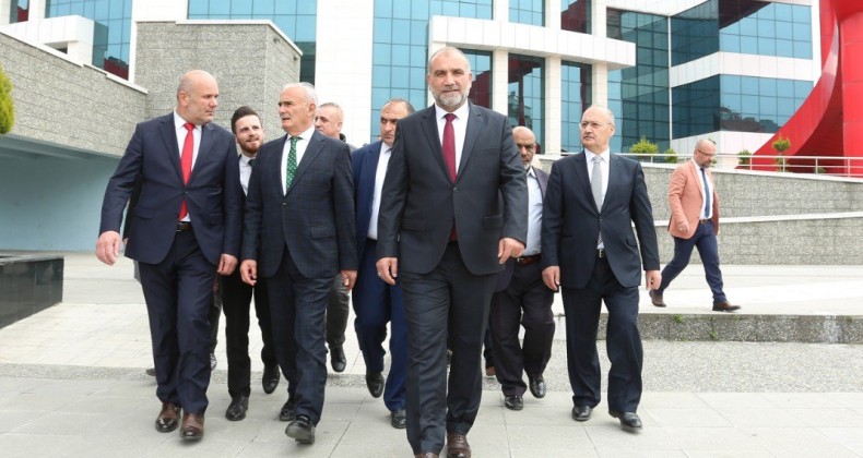 Sandıkçı “Bismillah” dedi