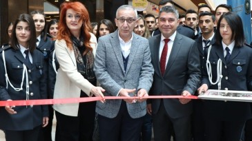 Polis Teşkilatı kuruluş yıldönümü Piazza’da kutladı