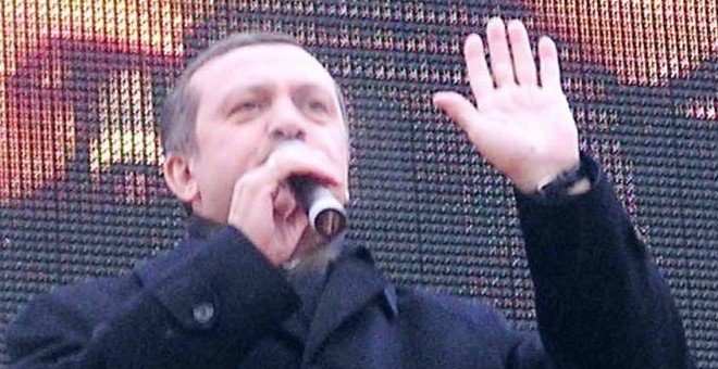 Üniversiteler yaz döneminde uzaktan eğitime geçecek