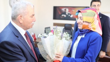 Başkan Demirtaş ‘çalışan hemşireleri’ unutmadı!