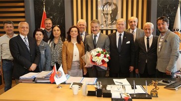 Başkan Deveci’ye ziyaret akını devam ediyor