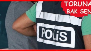Dedesinin parasını gasp eden torun ve arkadaşı tutuklandı