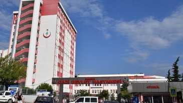 Gazi Devlet Hastanesinde acil servis şikayetleri bitmiyor!