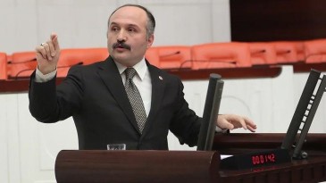 Usta, Servis annelerini unutmadı!
