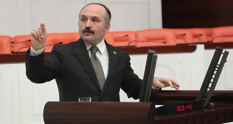 Usta, Servis annelerini unutmadı!