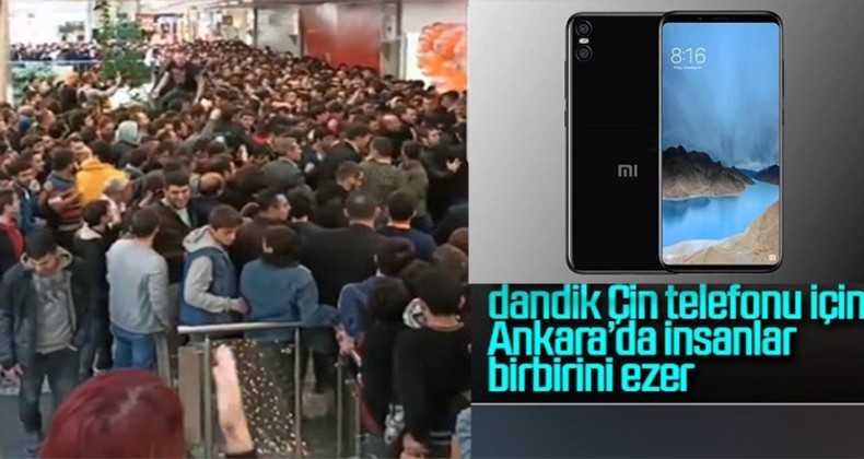 Akıllı telefon için bir birini ezdiler!