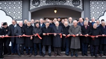 Demir Çelik Cami açıldı
