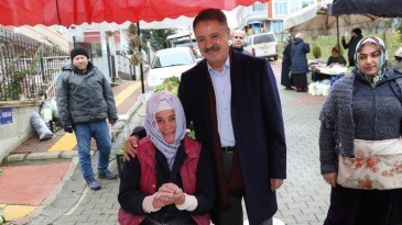 Başkan Deveci: “Esnafı mutlu olmayan kent topaldır”