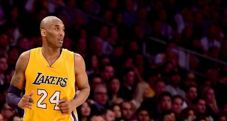 Kobe Bryant helikopter kazasında öldü