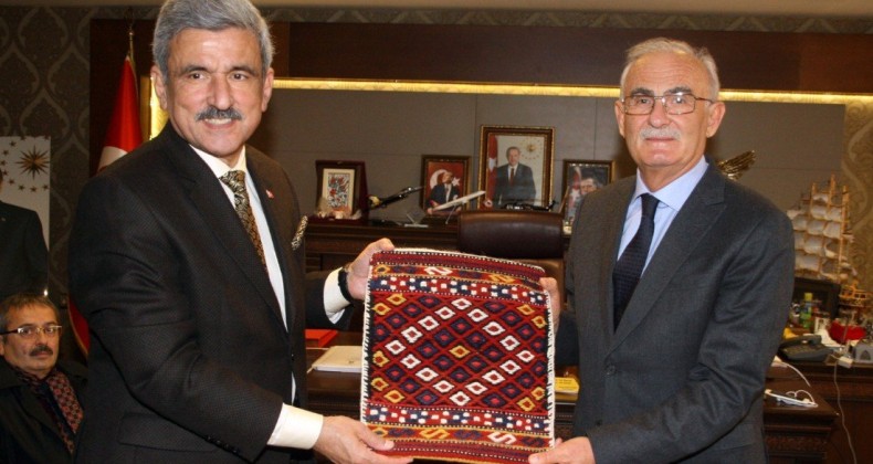 Yılmaz: “İş, aş, üretim ve ekonomik kalkınma önceliğimiz”