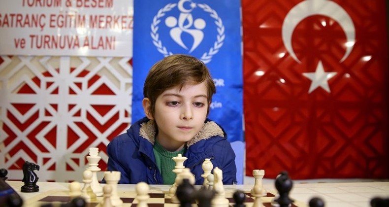Yazın bir kenara…Kasporov gibi olacak!