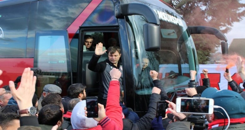 Yılport Samsunspor İzmir’de