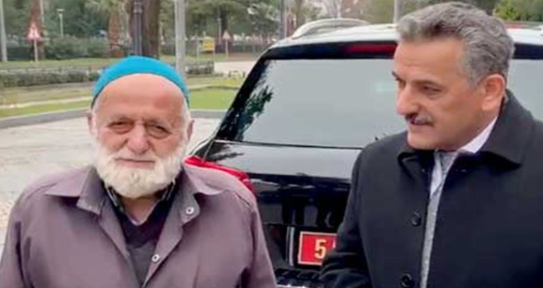 Vali Kaymak’tan Şair Mustafa Amcaya Sürpriz!