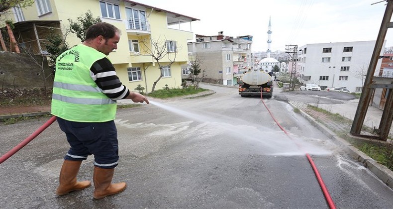 Canik Belediyesi “Sokağım Evim Kadar Temiz Olsun” projesi sürdürüyor