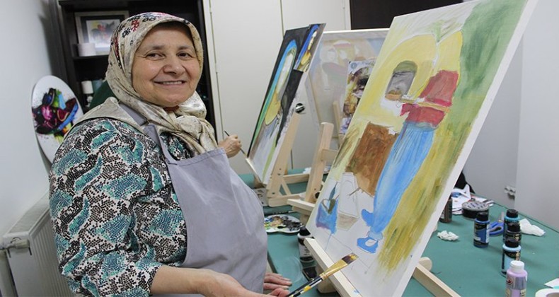 65 Yaşında eline ilk defa fırça aldı!