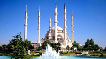 Miraç Kandili yarın idrak edilecek: Vatandaşlar camilere koşacak