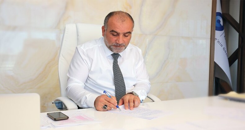 Başkan Sandıkçı Maaşını bağışladı