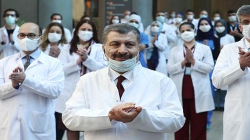 Bakan Koca: Tedbirde ısrarcı olalım