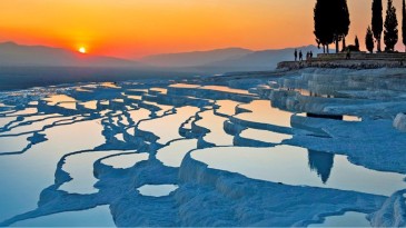 Korona virüs Pamukkale travertenlerine yaradı