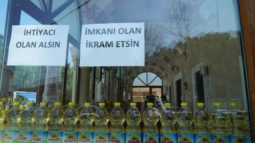 Helal olsun…Camiyi hayır çarşına çevirdi