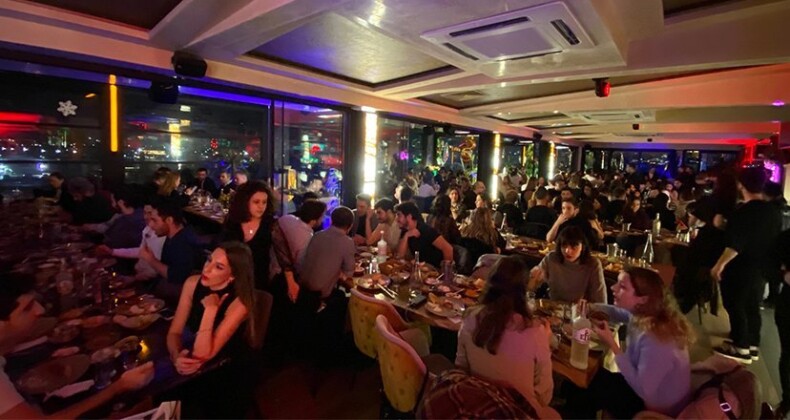 İSTANBUL GECE HAYATI DA KOVİD-19’A TESLİM OLDU.