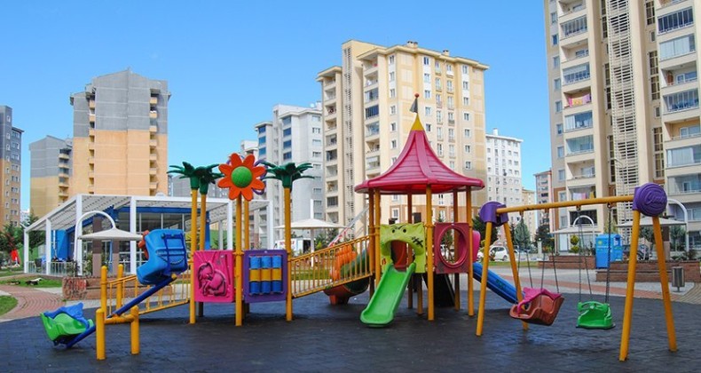 Canik’te çocuk oyun parklarına güvenlik kamerası takıldı