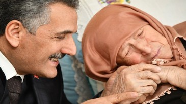 Vali Kaymak’ın ‘Anneler Günü’ Mesajı