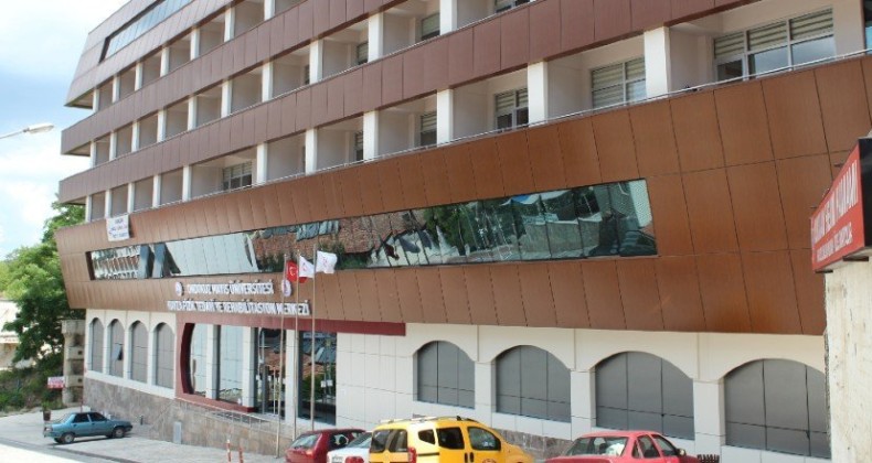 Murat İkiz: Fizik Tedavi Merkezi Yataklı Hastaların Hizmetine Açılmalı