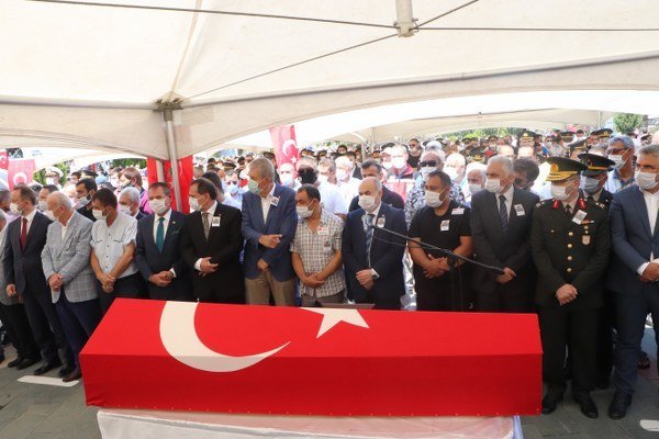 Samsun şehidini dualarla uğurladı!