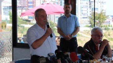 Başkan Demirtaş: Siyasi kimliğimi seçildiğim gün bıraktım!