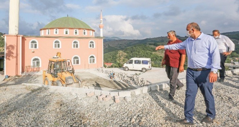 Canik’te camilere çevre düzenlemesi yapıldı