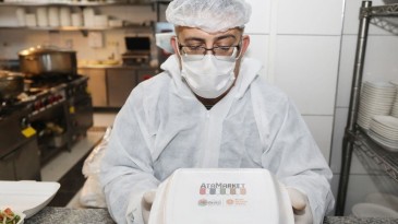 Atakum Belediyesi karantinadaki yurttaşlara yemek desteğine başladı