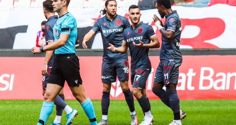Samsunspor kupaya veda etti!