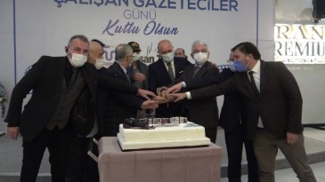 Başkan Togar: Kaleminizi hep doğrudan yana kullanın