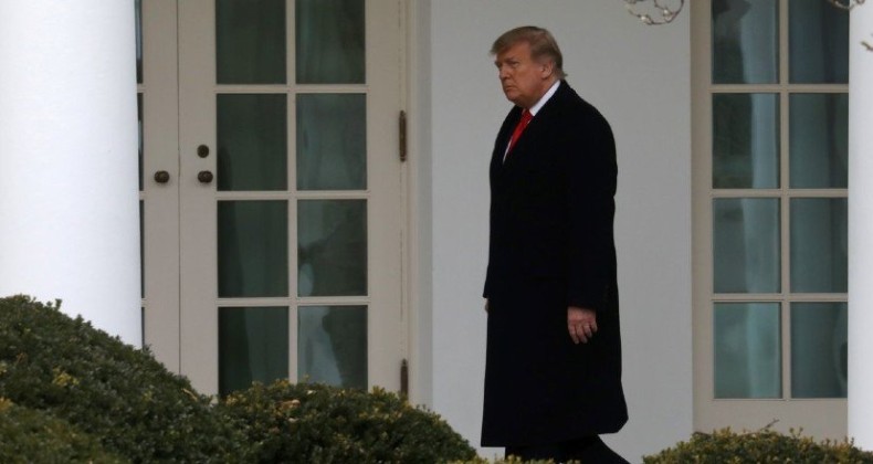 Trump, vuruşarak gitme kararı aldı!