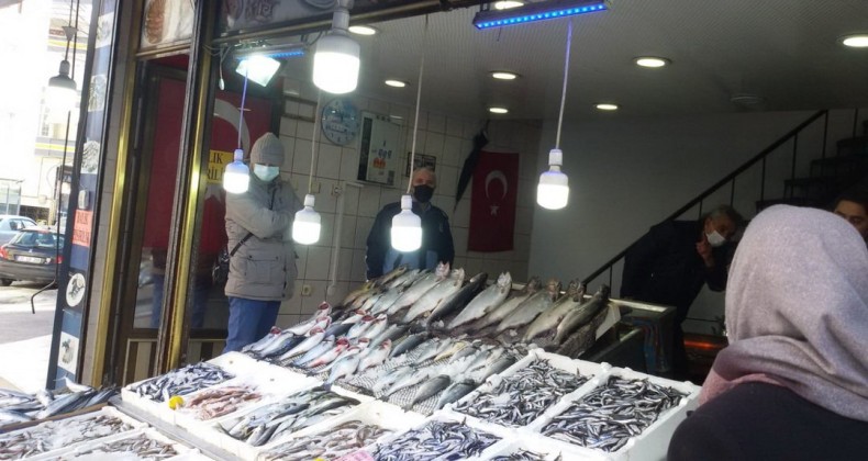 Zabıtalar, Mor Işığa geçit vermiyor!