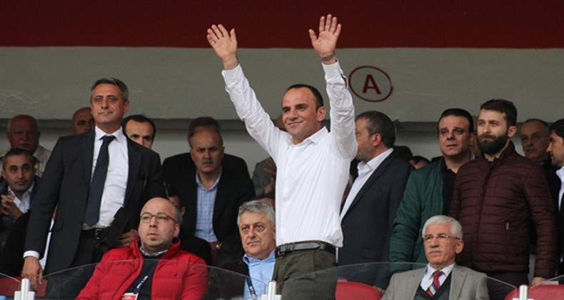 Galip Öztürk, Galatasaray’a 1,5 Milyon Lira prim verecek