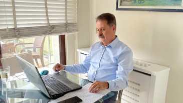 Başkan Deveci’den kadınlara: “Birlikte mücadeleyi yükseltelim”