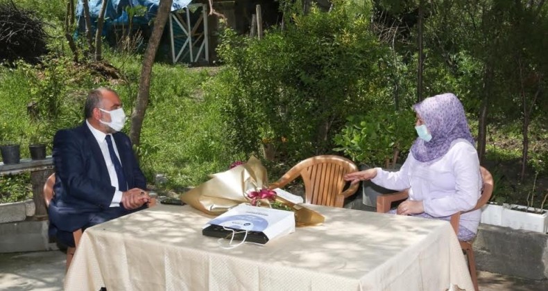 Başkan Sandıkçı’dan şehit annesine anlamlı ziyaret